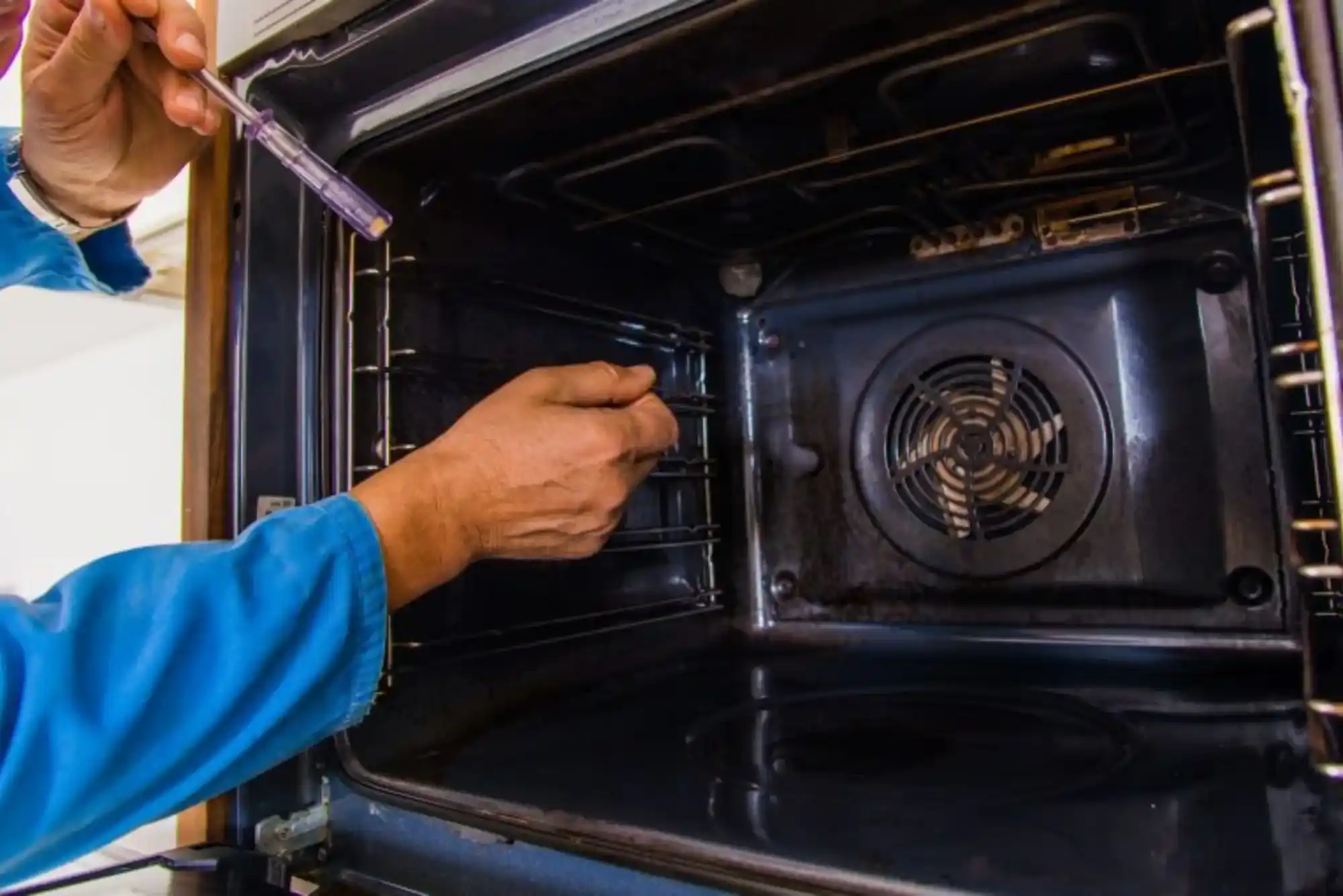 خدمة الصيانة الوقائية لضمان أداء طويل الأمد للفرن