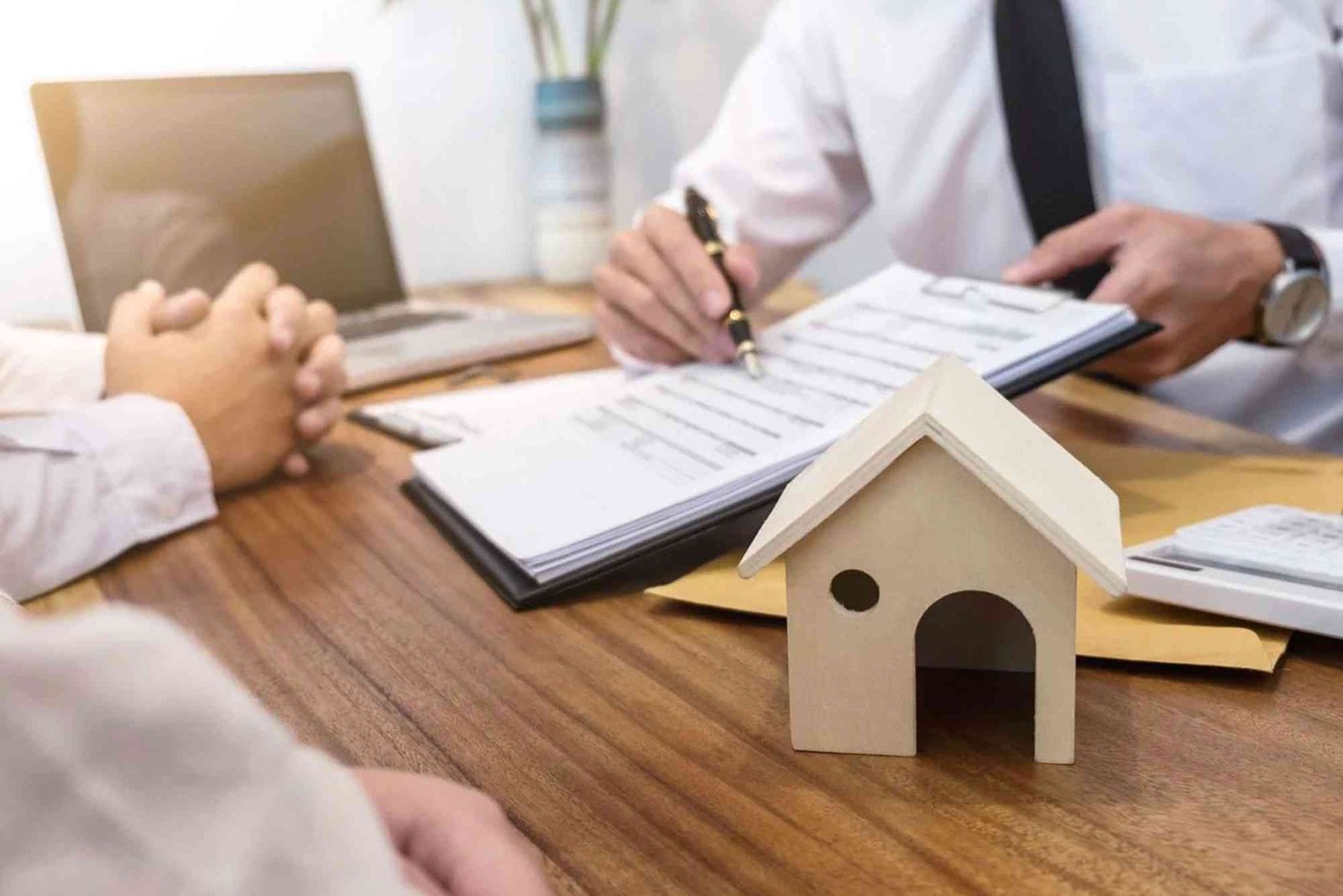 Where to Hire Property Consultant Dubai